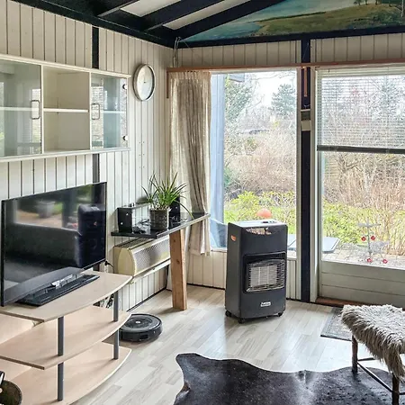3 Bedroom Awesome In * Slagelse