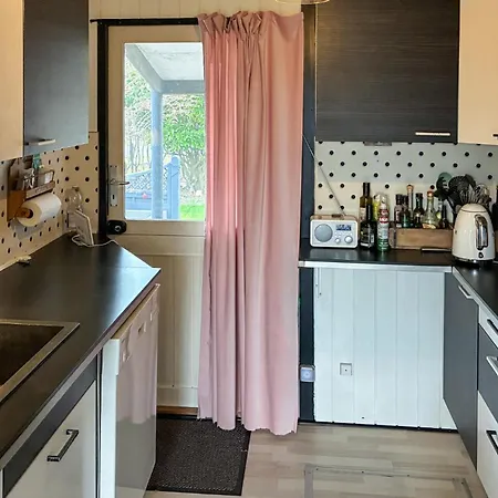 3 Bedroom Awesome In *